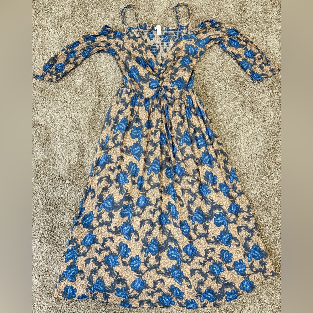 Hinge Blue Floral Smocked Cottagecore Midi Dress – Size Medium